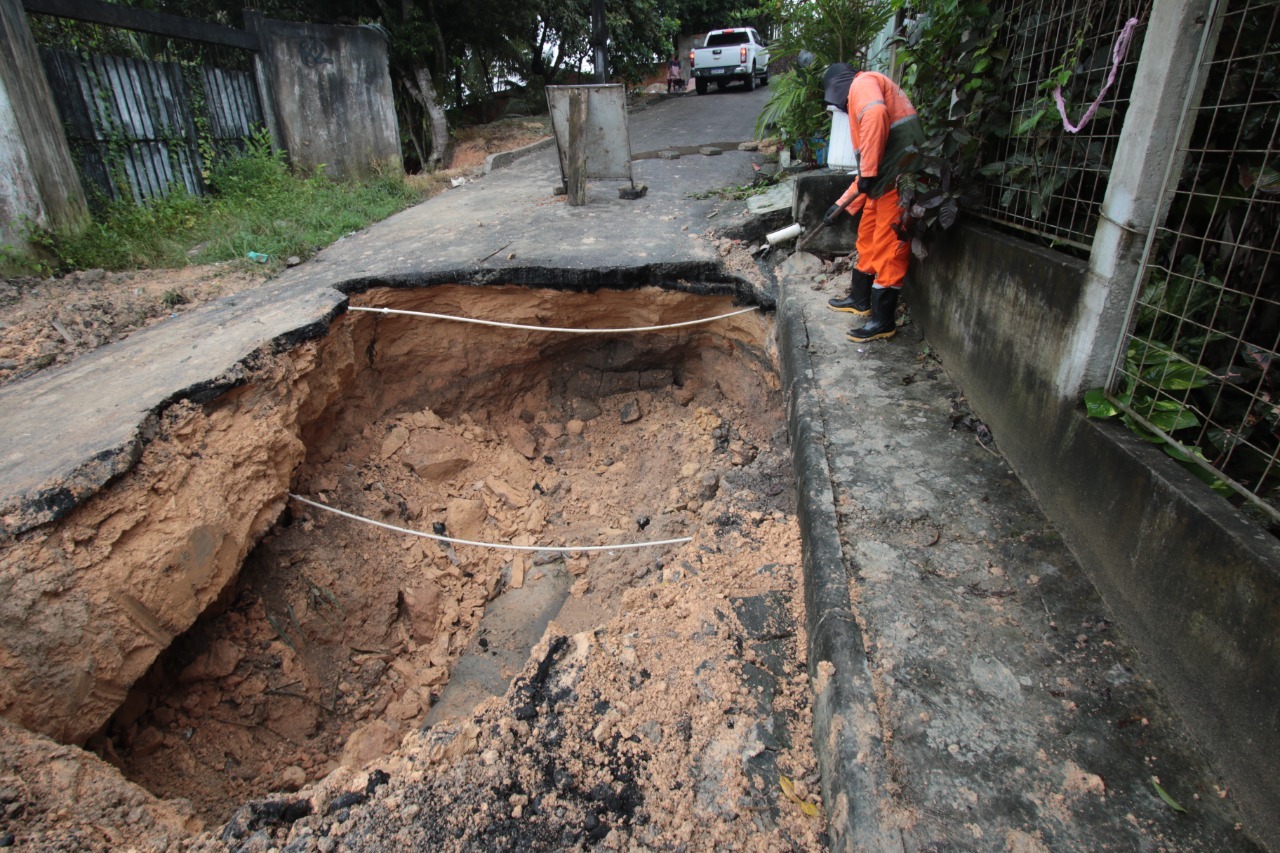 Prefeitura De Manaus Recupera Redes De Drenagem No Bairro Lírio Do Vale