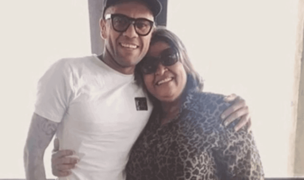 Mulher Que Acusa Daniel Alves De Estupro Vai Denunciar M E Do Jogador Justi A